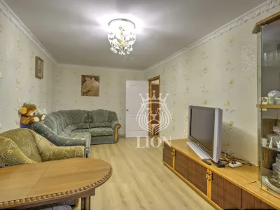 2-к квартира 56 м² 5/5 эт., Фрунзенское шоссе — миниатюра 9