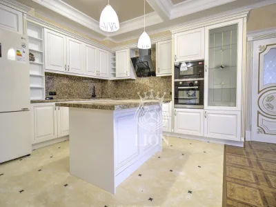 3-к квартира 130 м² 7/10 эт., Победы — миниатюра 9