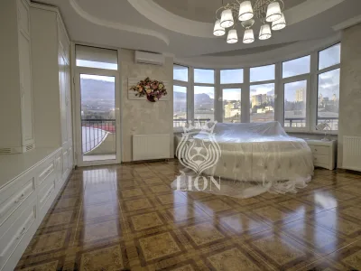 3-к квартира 130 м² 7/10 эт., Победы — миниатюра 11