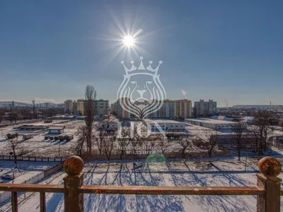2-к квартира 57 м² 8/12 эт., Эскадронная — миниатюра 9