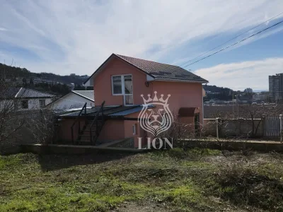 Дом 100 м² на 4 сот., Алушта — миниатюра 46