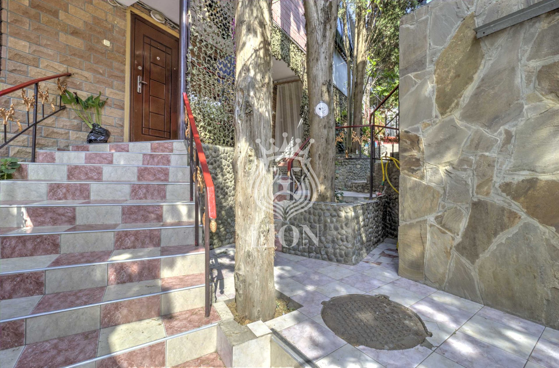 Коммерческая 550 м², Алушта — фото 28