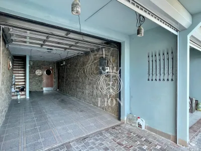 Коммерческая 880 м², Утёс