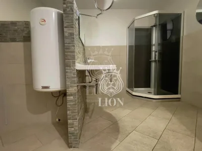 Коммерческая 880 м², Утёс — миниатюра 23