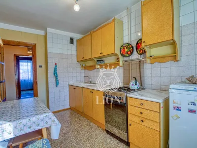 3-к квартира 75 м² 5/9 эт., 60 лет СССР — миниатюра 5