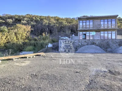 Дом 191.3 м² на 4 сот., Алушта — миниатюра 60