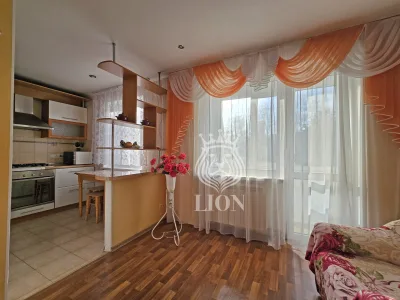 3-к квартира 57 м² 5/5 эт., Ленина — миниатюра 8