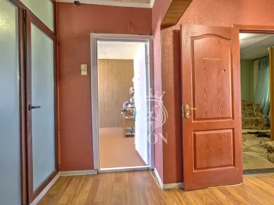 2-к квартира 61.9 м² 9/9 эт., Октябрьская — миниатюра 3
