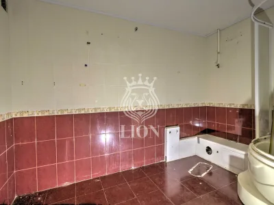 3-к квартира 45 м² 1/9 эт., Нагорная — миниатюра 36