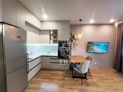 1-к апартаменты 37.5 м² 11/16 эт., Западная — миниатюра 2
