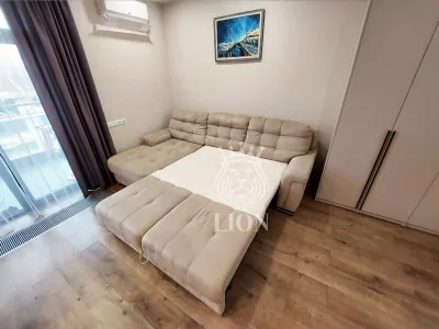 1-к апартаменты 37.5 м² 11/16 эт., Западная — миниатюра 10