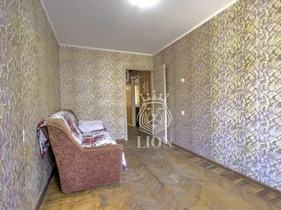 2-к квартира 57 м² 2/5 эт., Виноградная — миниатюра 5