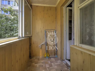 2-к квартира 57 м² 2/5 эт., Виноградная — миниатюра 19