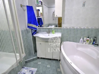 3-к квартира 65 м² 3/5 эт., Октябрьская — миниатюра 16