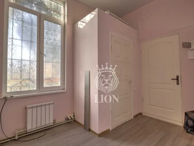 Коммерческая 30 м², Алушта — миниатюра 8