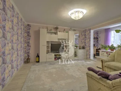 2-к квартира 79.1 м² 2/5 эт., Октябрьская — миниатюра 24