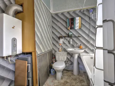 2-к квартира 58 м² 2/2 эт., 15 Апреля — миниатюра 2